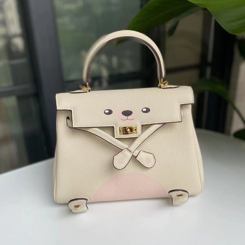 First Layer Cowhide Spoof Cartoon Smiley Face Graffiti Kelly Bag Panda Bag Leather Portable Messenger Bag - Image 2