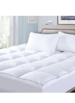 Generic Royal Cloud Felt is made of luxurious microfiber materials for sleeping above the clouds 