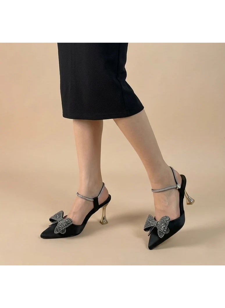 Vbranda Sandal with Sparkling Bow C-90 - Image 1
