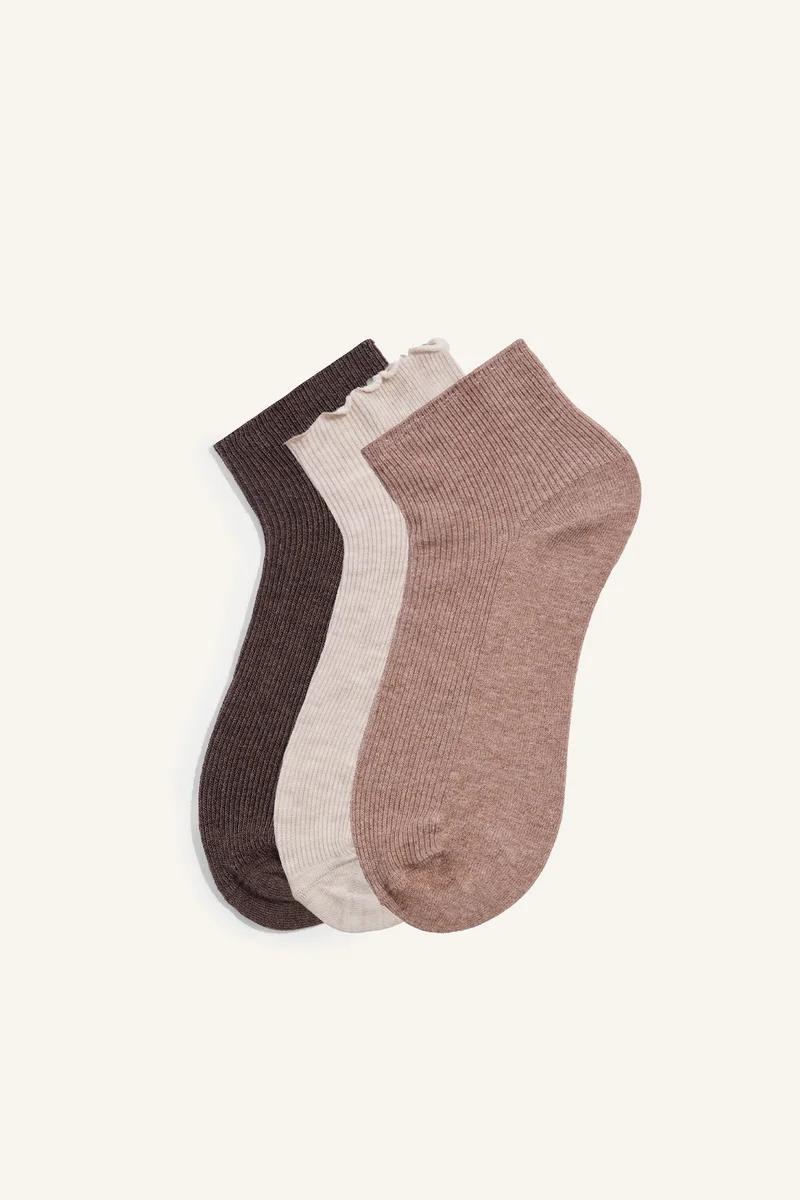 Woman Embroidered 3 piece Short Socks