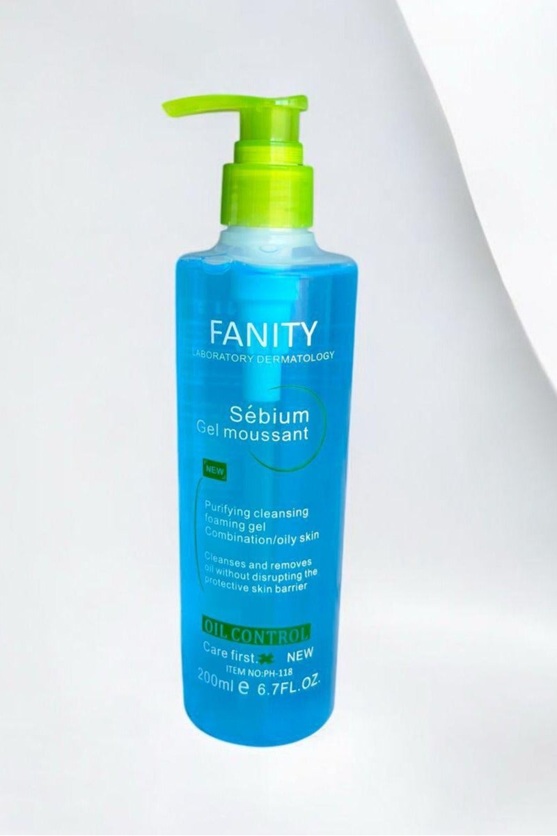 FANITY A purifying and cleansing foaming gel that nourishes the skin and makes it radiant