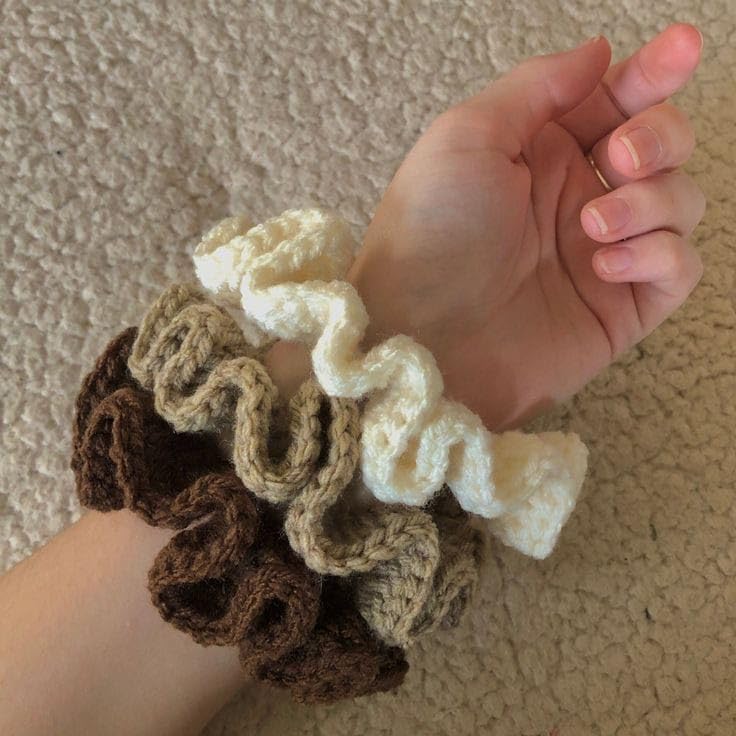YONIMI Handmade knitted hair surunchiescrochet hair scrunchies for girls and women coffee cream off white