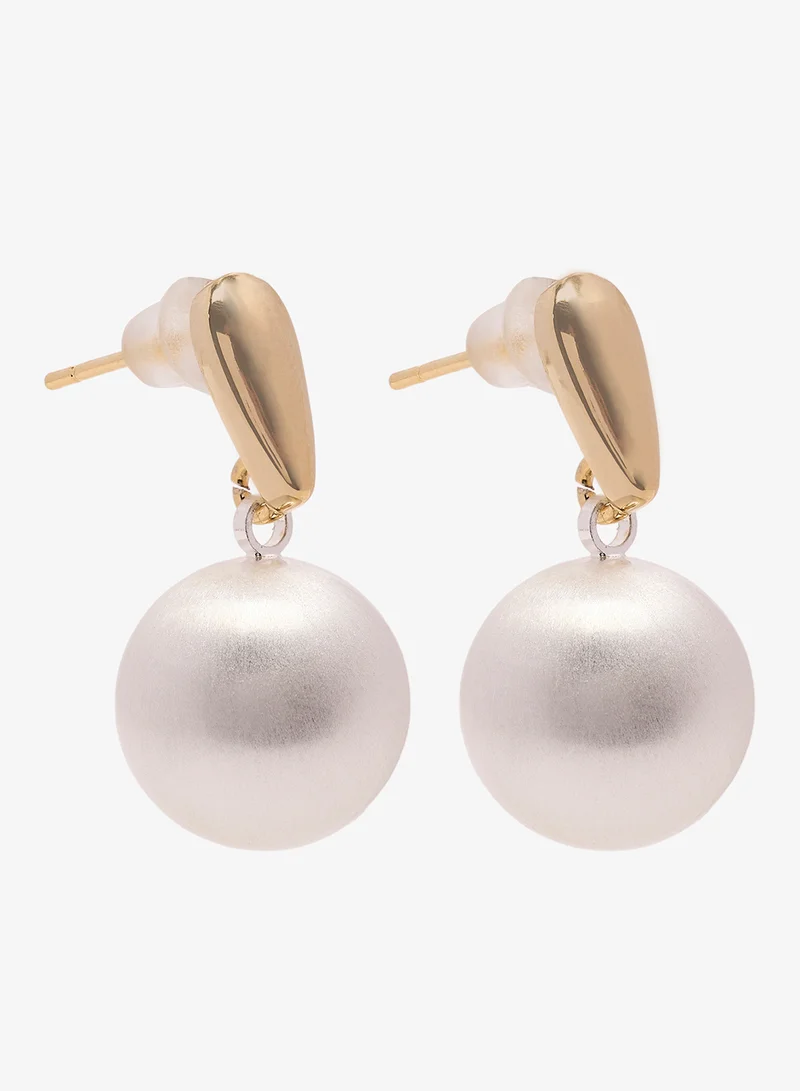 ELLA Pearl Detailed Earrings With Gold Accent