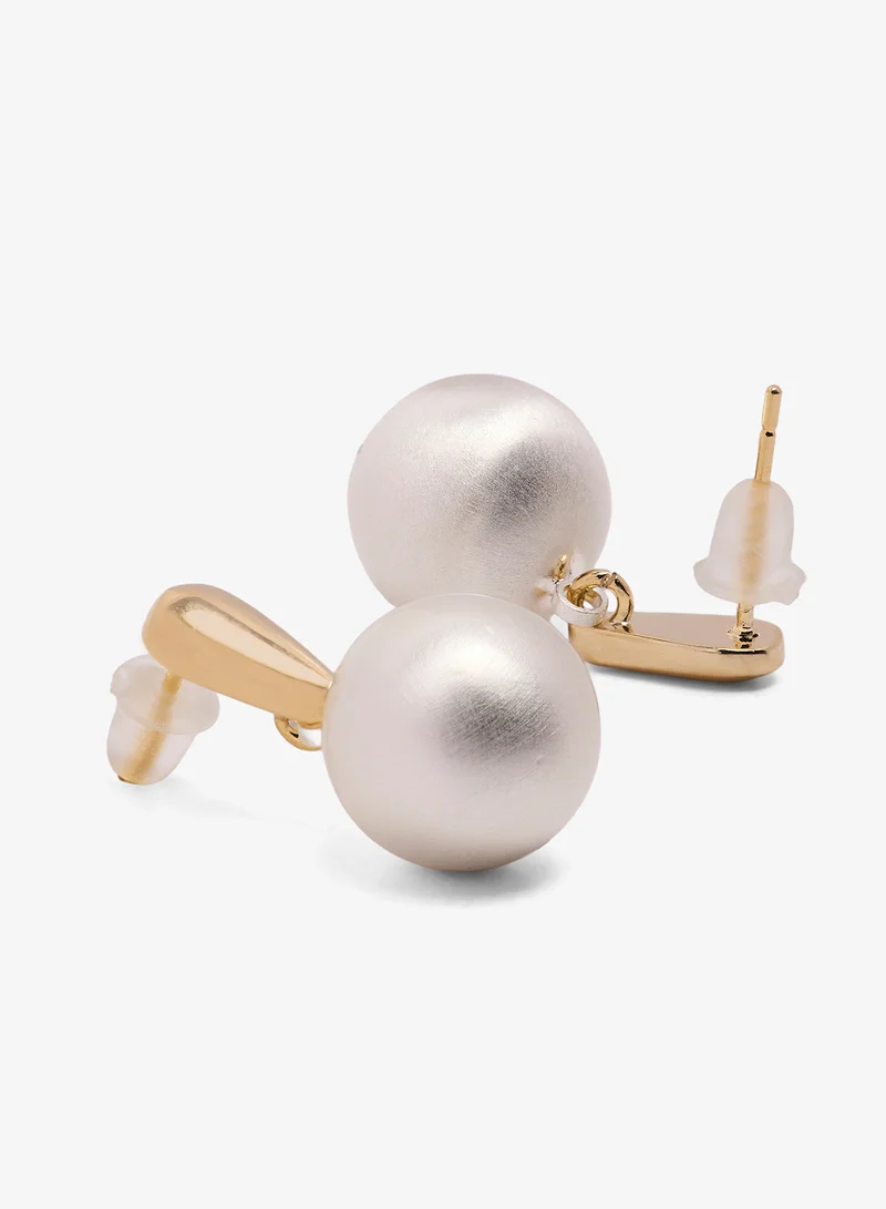 ELLA Pearl Detailed Earrings With Gold Accent