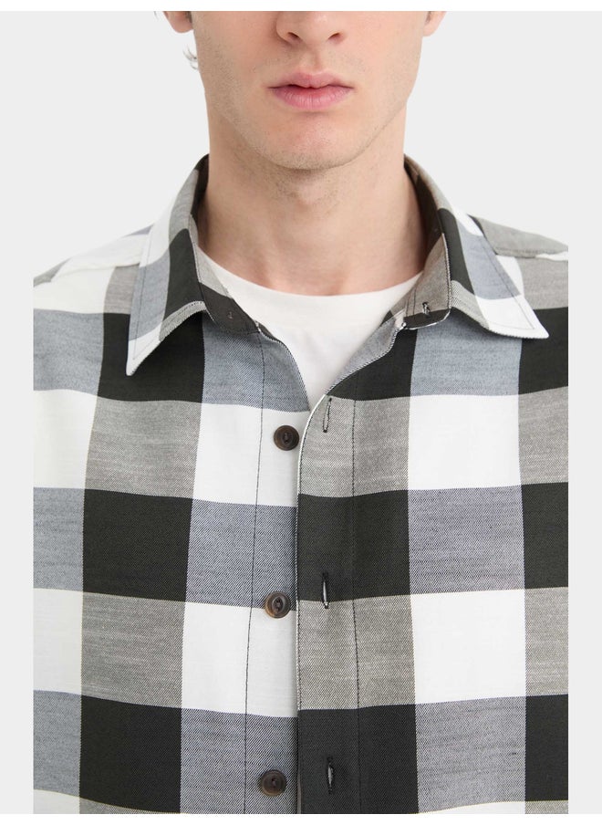 DeFacto DeFacto Men's Black and White Checked Long Sleeve Shirt  - Image 4