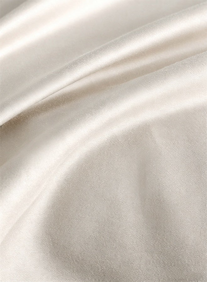 A pair of 100-thread-count pure cotton pillowcases, 48 x 74 cm - Image 2