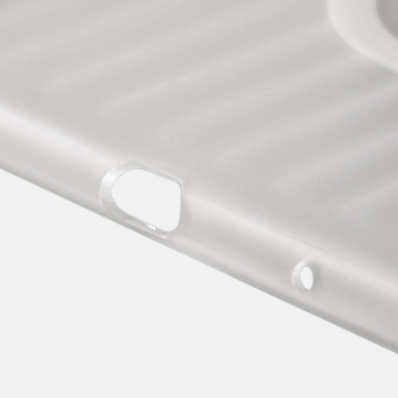 BOOX Go 6 (Gen II) Transparent TPU Case, MagSafe-Compatible Magnetic Ring, Raised Silicone Button, Inner Ridges, Soft-Touch Finish - Image 5