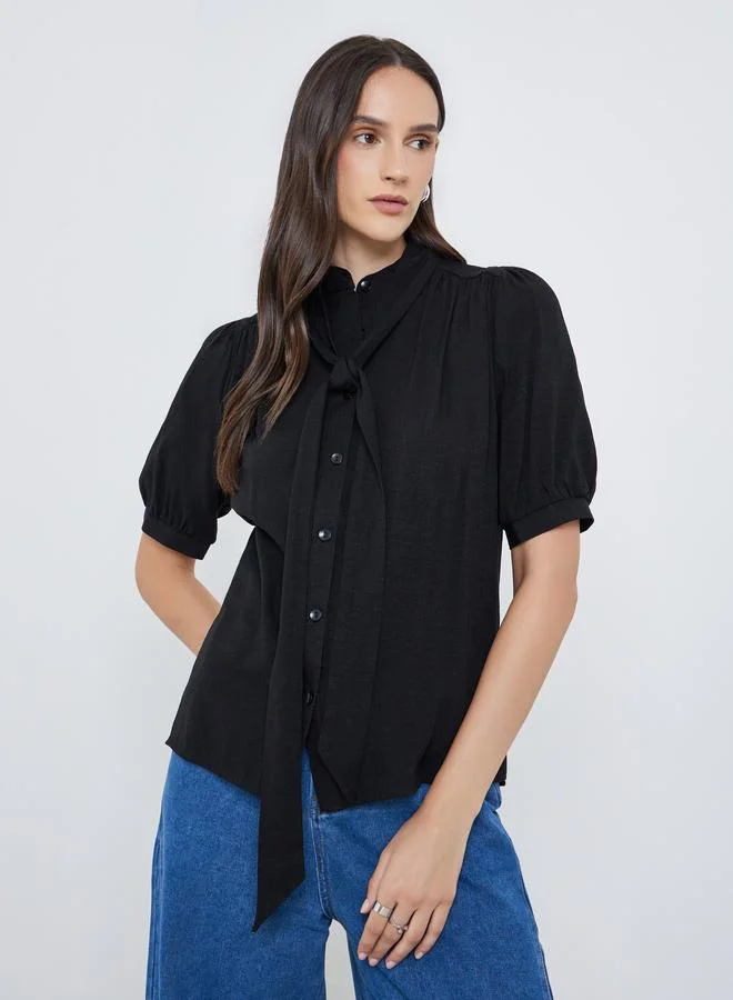 ستايلي بلوزة سادة بأكمام منفوخة