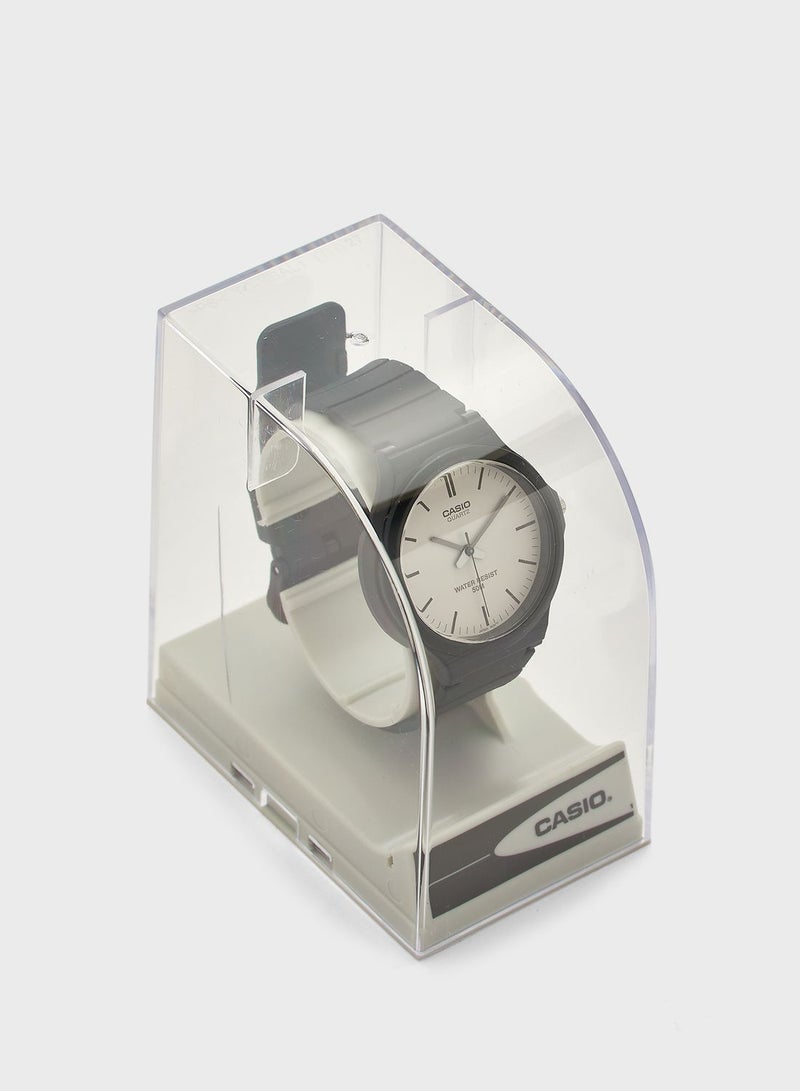 كاسيو ساعة يد بعقارب وسوار من السيليكون - Image 4