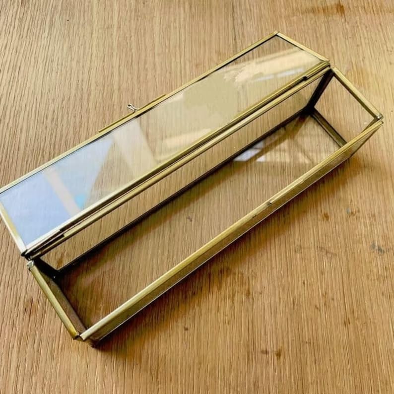 ARTINCO Glass Gold Scroll Box For Wedding Invitations, Giveaway Gift Box 9X2.1X2 .1 Inches (23X5X5 Cm, Pack Of 1) - Image 3