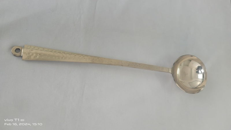 Alluring Homz Traditional Handcrafted Brass Utensil Ladle | Brass Cookware | Serving Spoon I Pure Brass Ladle, Cooking and Serving Spoon. Heavy Gauge (Golchi) (15 inch) [Weight: 225gms] (1 Piece) - Image 3