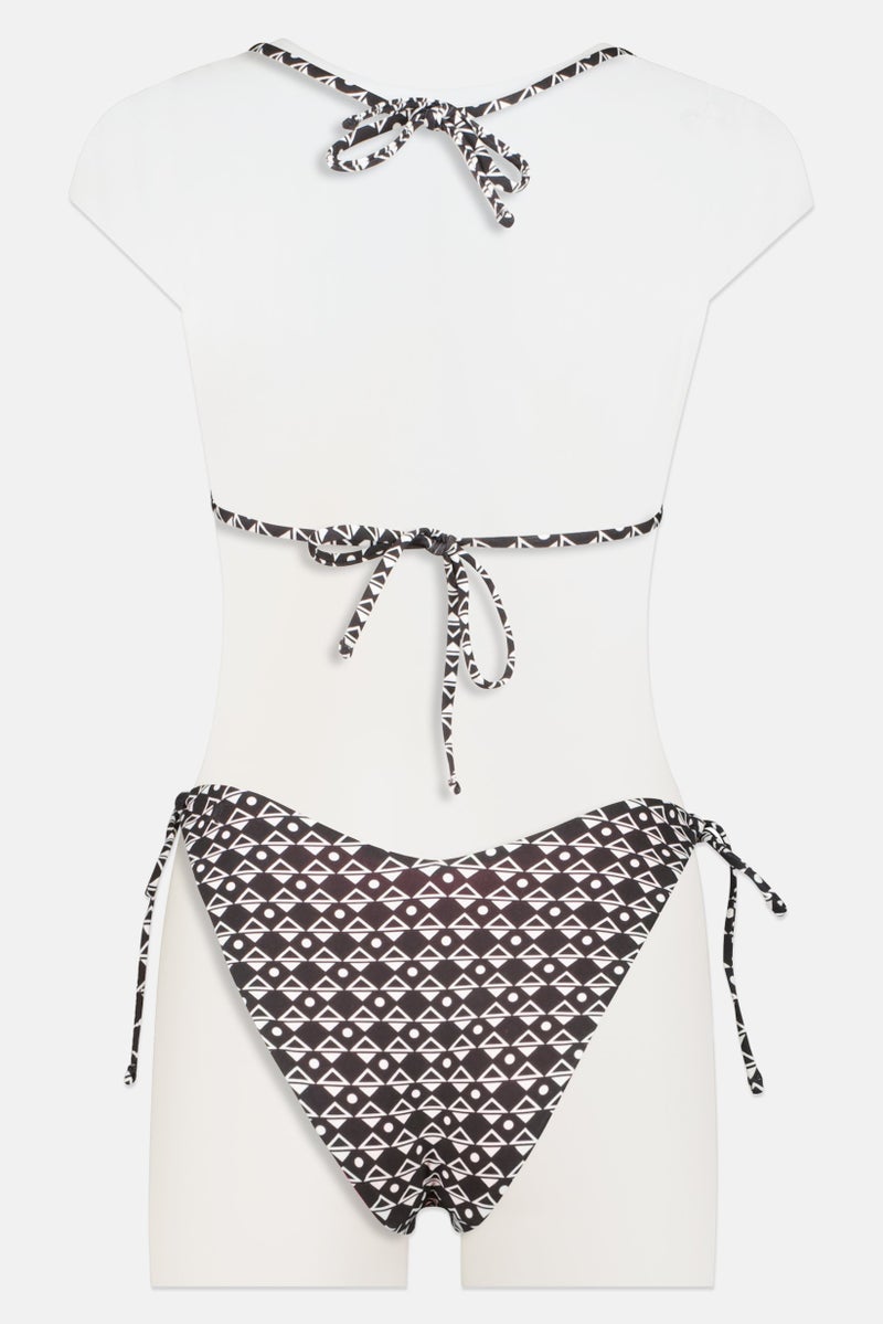 Hurley Women 2 Pieces Non Padded Reversible Bikini Set, Multicolor - Image 2