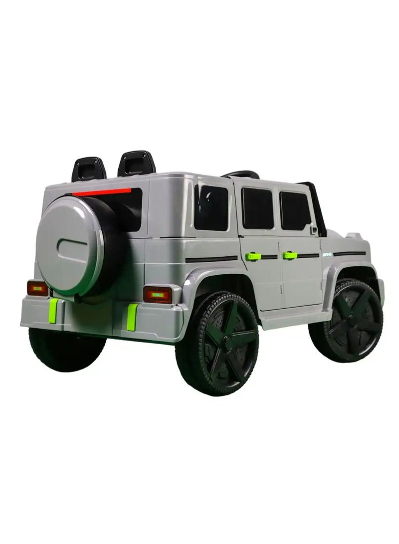 كيوت نينوز سيارة أطفال كهربائية جي كلاس رمادية 12 فولت - مقاعد جلدية، ماطورين 380 واط، ومزايا ترفيهية مميزة - Image 5