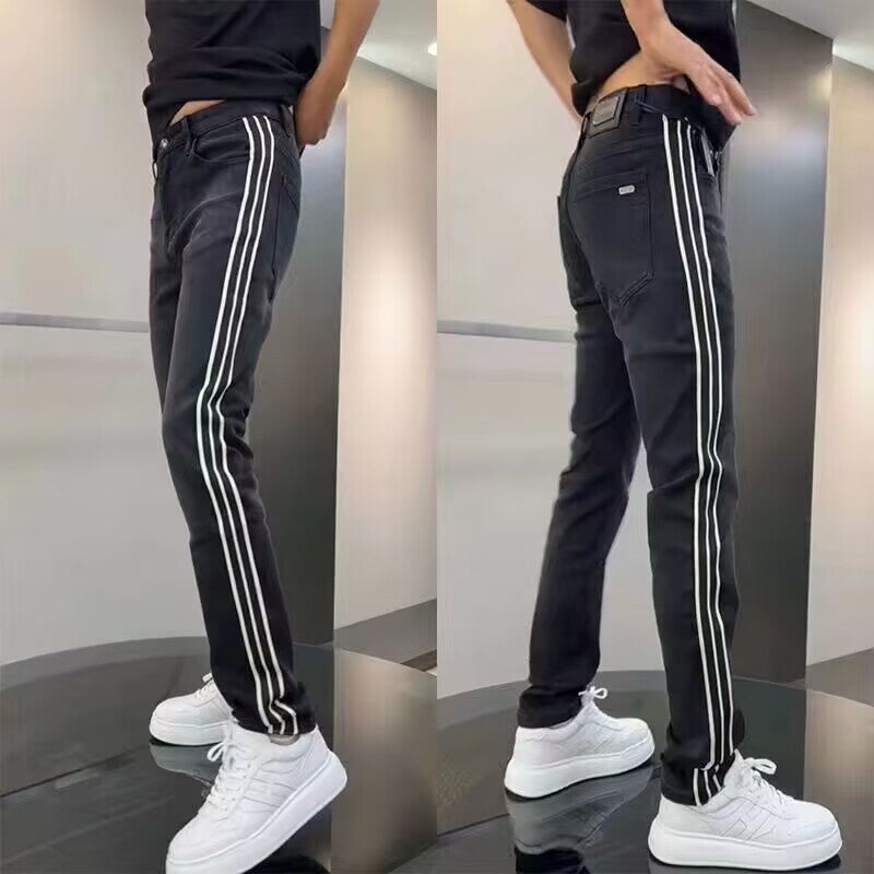 Unisex Classic Denim Jeans Loose Fit Daily Outdoor Wear - Image 1