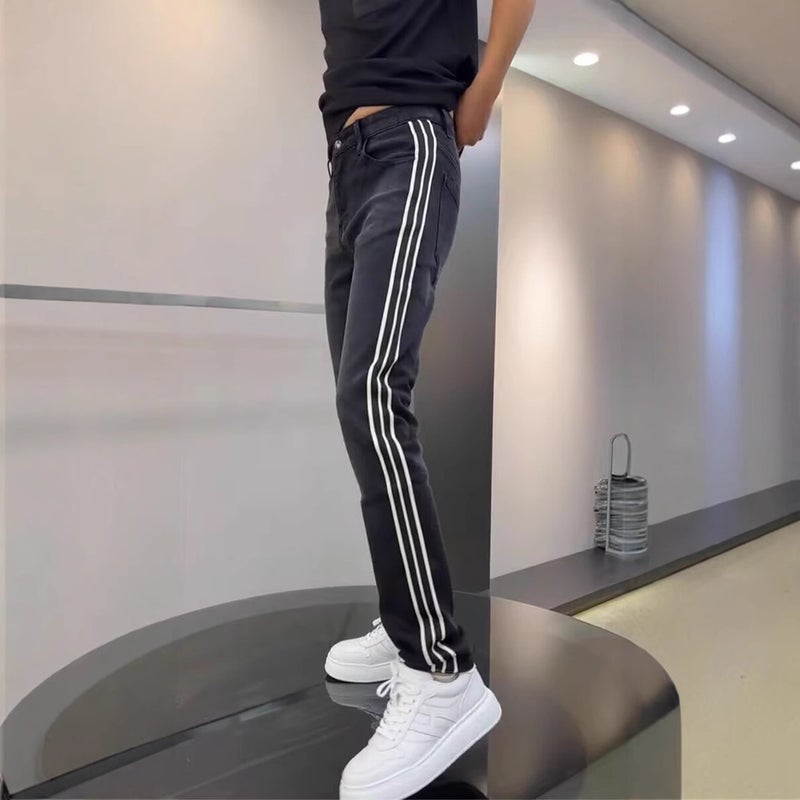 Unisex Classic Denim Jeans Loose Fit Daily Outdoor Wear - Image 3