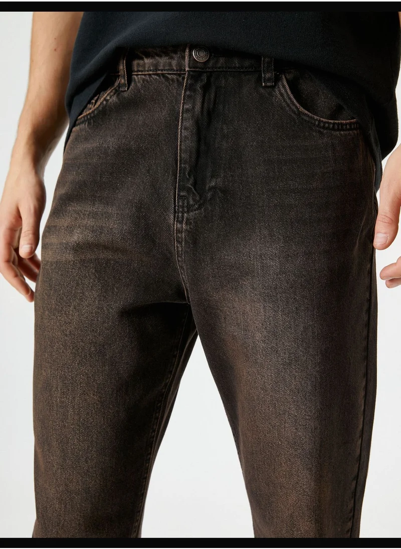 KOTON Washed Effect Buttoned Relax Fit Pocket Detail Jeans