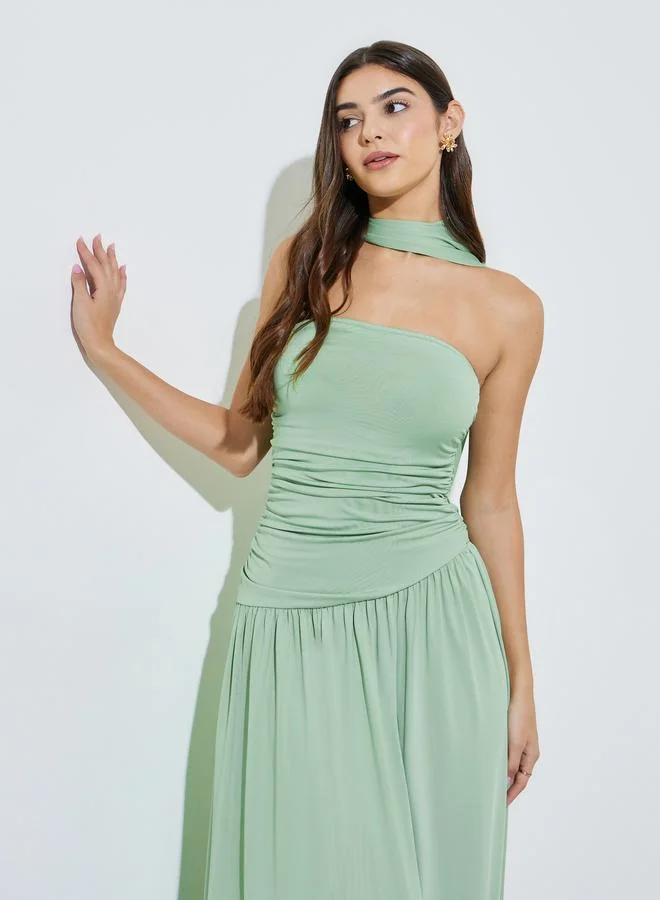 ستايلي Green Solid Ruched Sleeveless Maxi Dress with Scarf