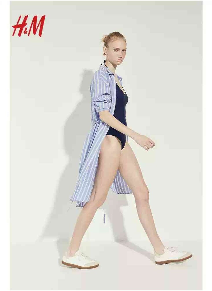 H and M - HM Women's New Loose Lightweight Comfortable And Fashionable Dress - Image 1
