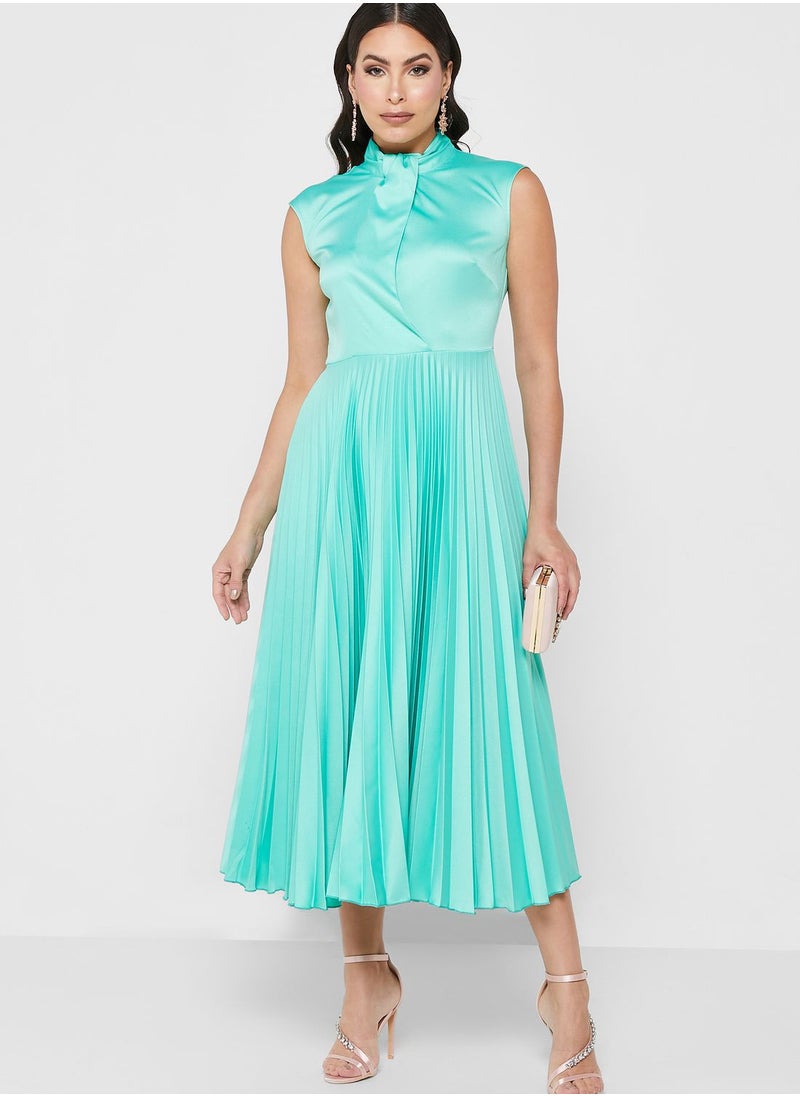 Closet London - Twisted Neck Plisse Dress - Image 1
