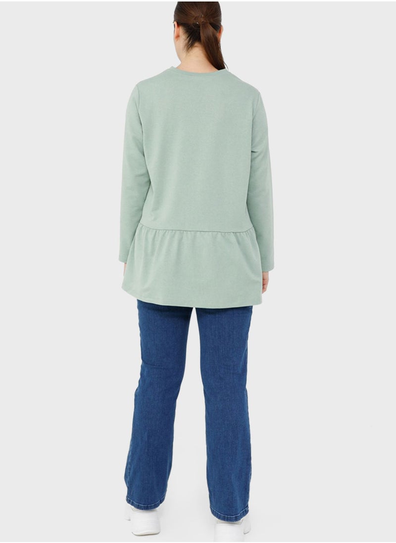 Alia by modanisa - Round Neck Tiered Hem Sweatshirt - Image 1