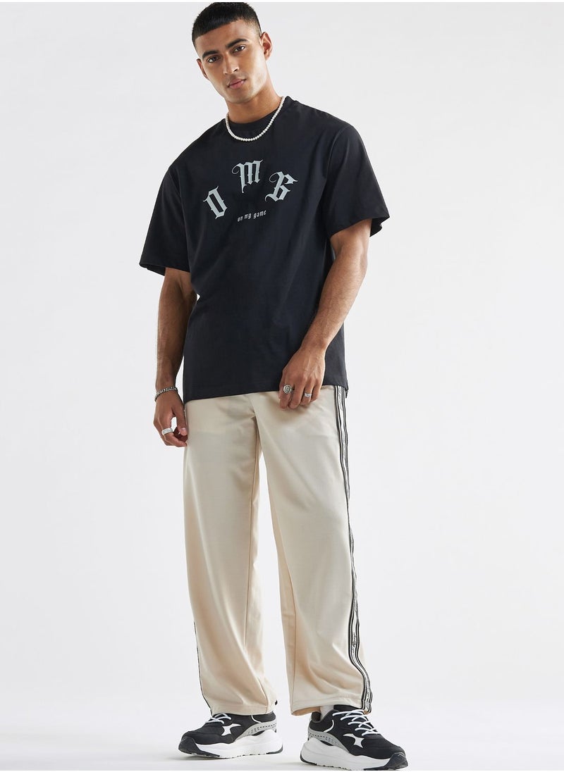 FAV Slogan Crew Neck T-Shirt  - Image 4