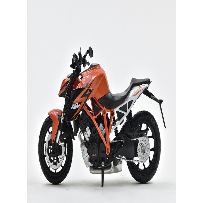 KTM 57653 Superduke Motorcycle - Image 3