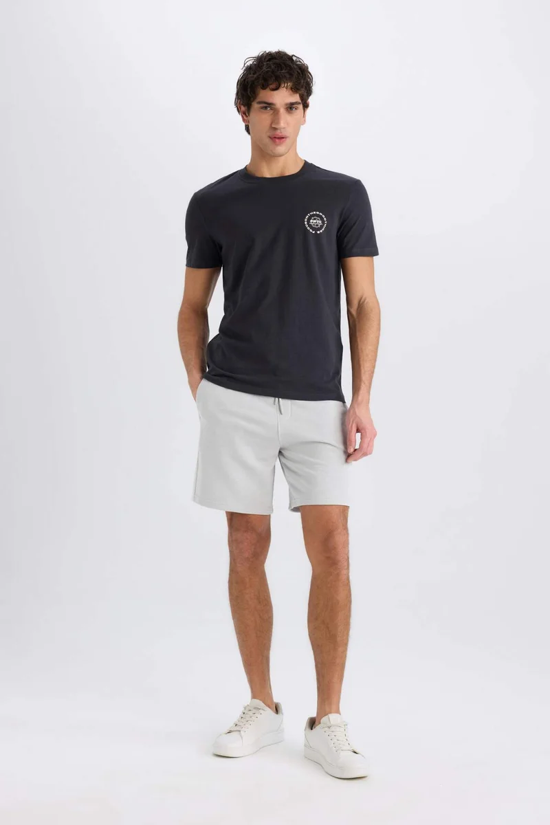 Defacto Regular Fit Straight Leg Basic Shorts