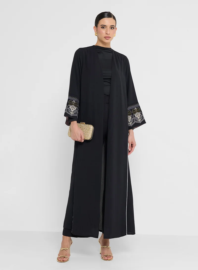 خزانة Abaya With Printed Sleeve