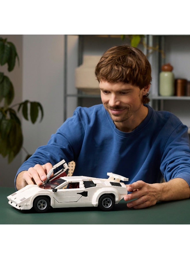 LEGO Icons Lamborghini Countach 5000 Quattrovalvole 10337 Building Set (1506 Pieces) - Image 3