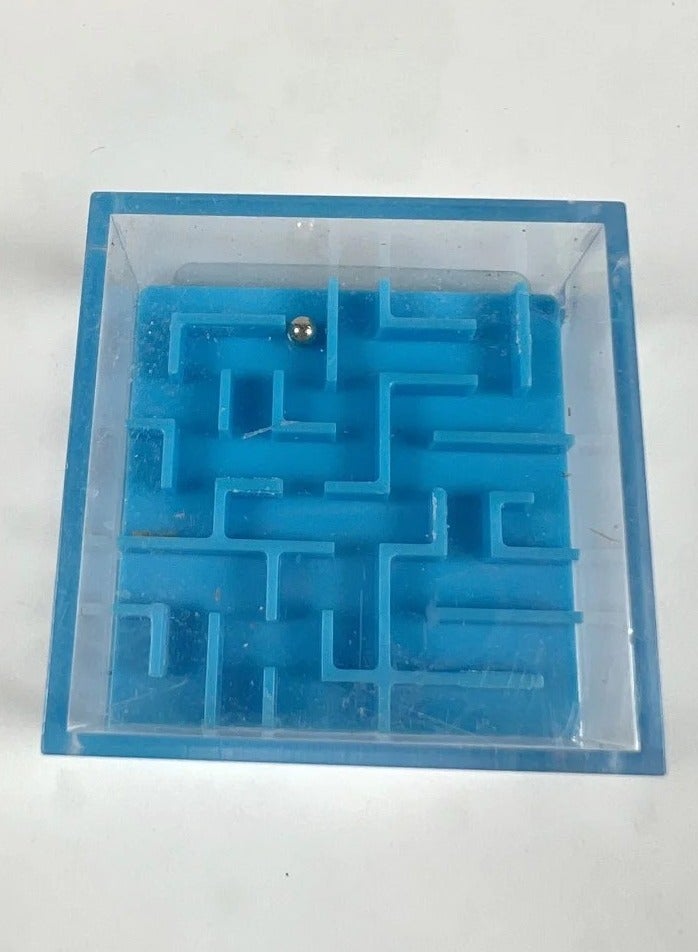 لعبة مكعب متاهة الكرة الفضية – لتنمية مهارات التركيز والتنسيق للأطفال - Image 1