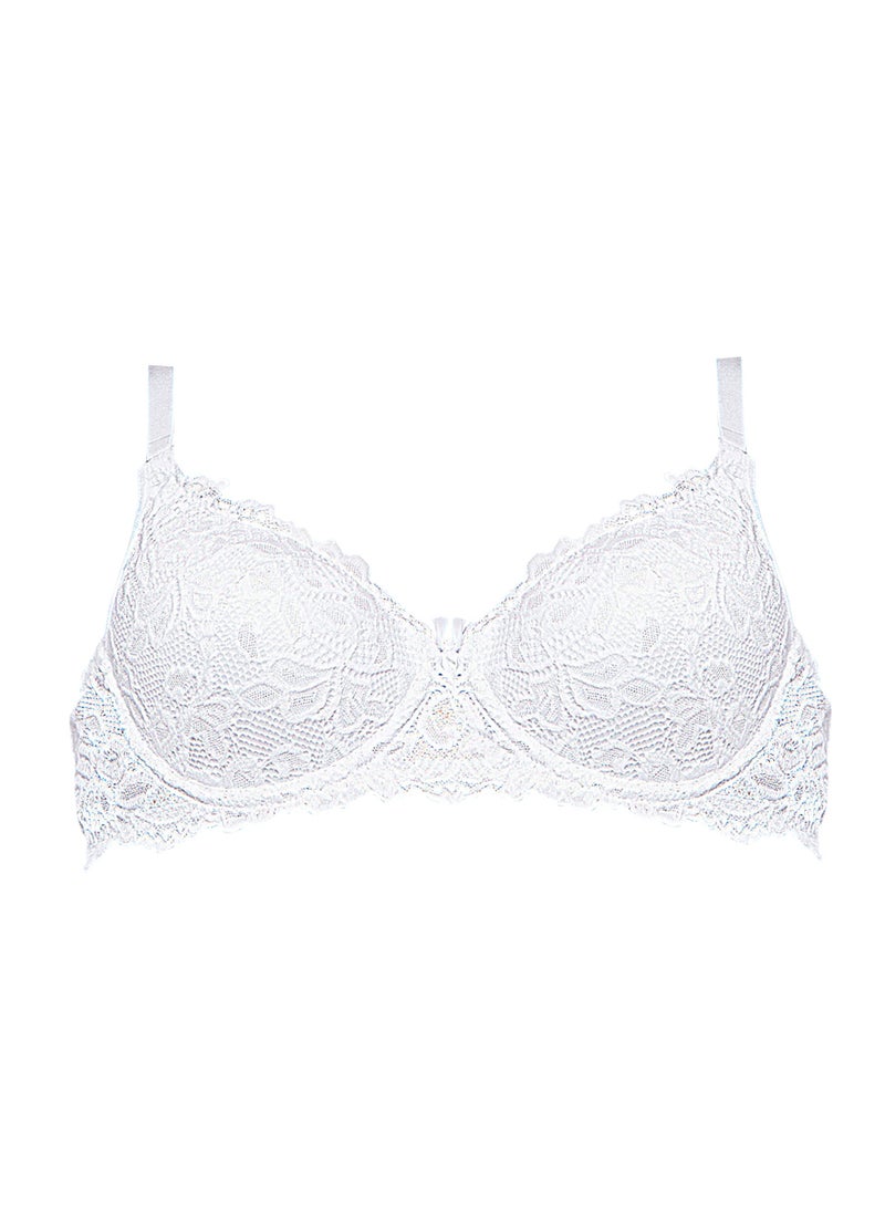 Women's bra embroidered with lace in a modern way that gives you more tenderness and beauty. Unpadded bra for women - Image 1