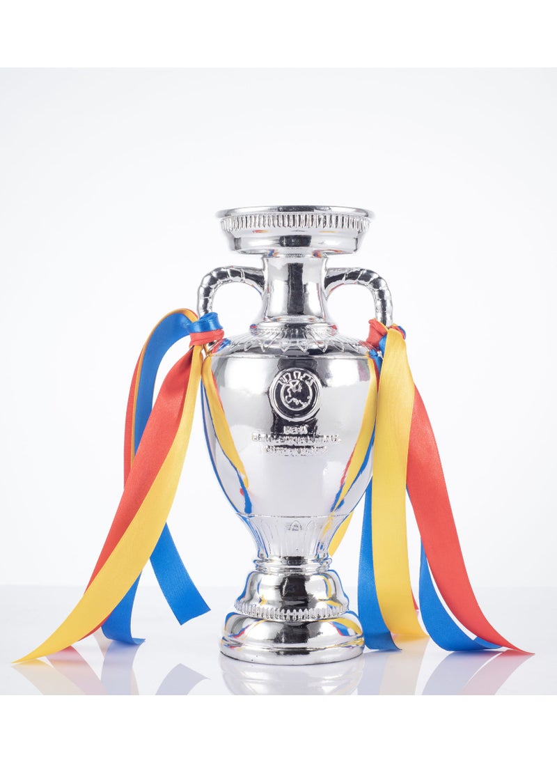 عام كأس الكأس الأوروبي الشبيه من المطاط الصلب مع ستريمر بطول 16 سم مناسب للزينة والتحصيل والأشياء المناسبة للرياح