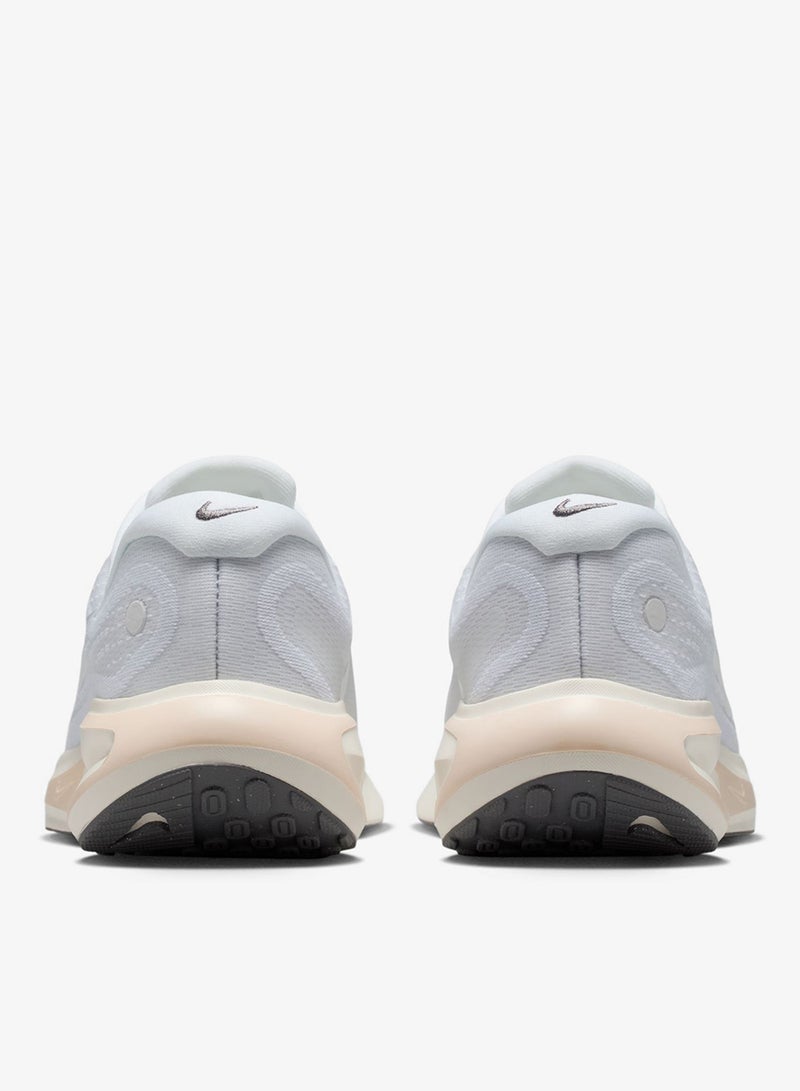 نايكي حذاء جيرني رن - Image 4