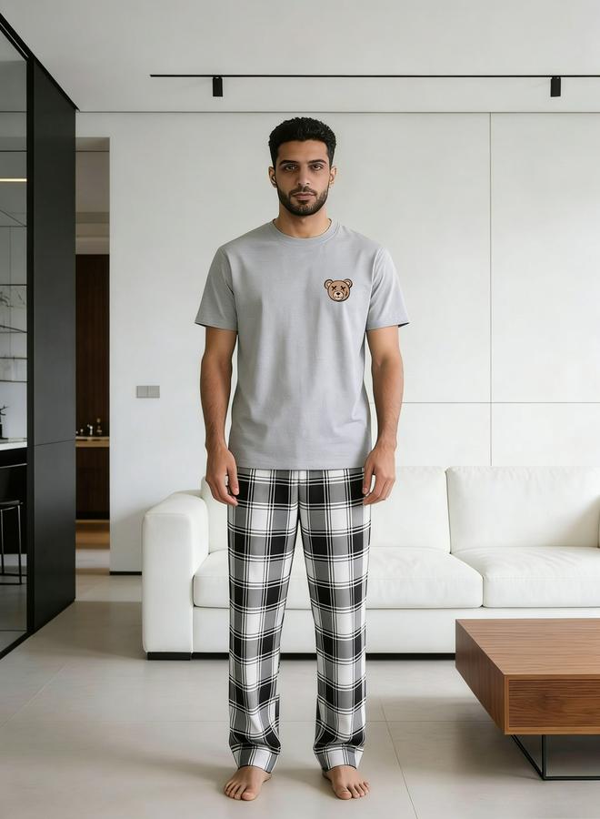 تايك تو مجموعة من بنطال كاروهات وتيشيرت بياقة دائرية للرجال - Image 1