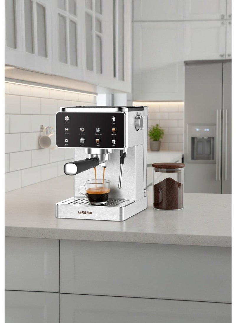 LePRESSO Macchina Di Lusso Espresso Coffee Machine / 20 Bar Espresso Maker / Coffee Maker with Steam Wand / Cappuccino Latte Maker / Barista Coffee Machine / Digital Display / Stainless Steel Design / 1.5L Water Tank - Silver - Image 4