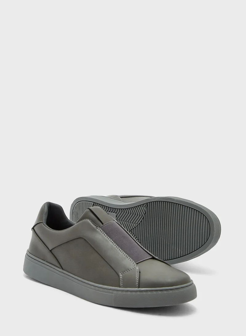 Seventy Five Casual Slip Ons