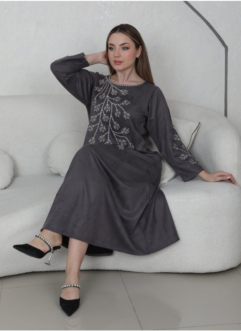 Bint Al Bilad Bint al Bilad Ready-to-Wear Winter Jalabiya - Elegant Makhmal Design | Comfortable Casual winter jalabiya for Daily Wear  - Image 5