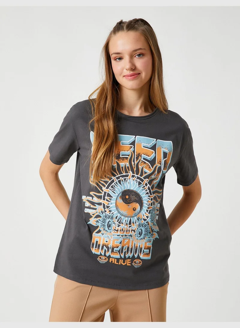 KOTON Slogan Printed Crew Neck Short Sleeve T-Shirt