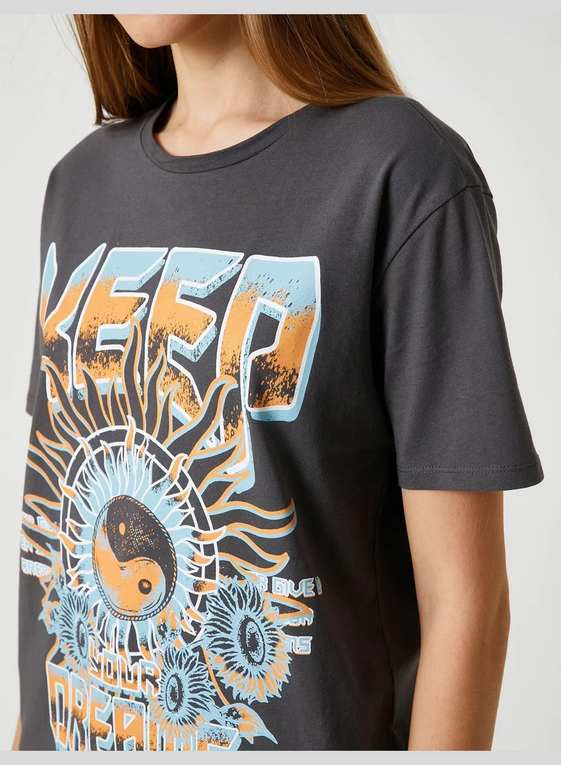 KOTON Slogan Printed Crew Neck Short Sleeve T-Shirt