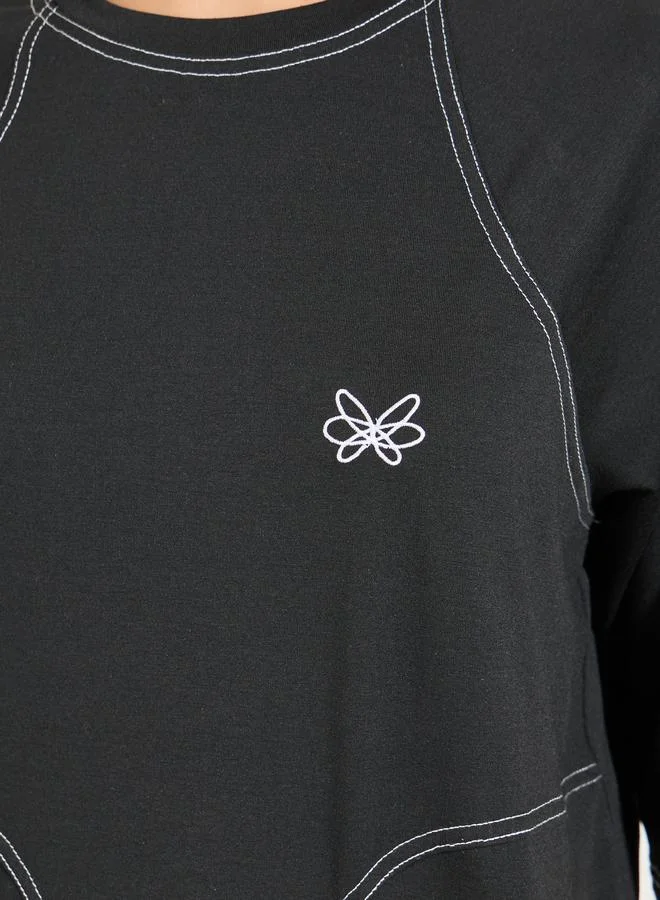 Styli Oversized Plain Short Sleeve T-Shirt with Logo Detail