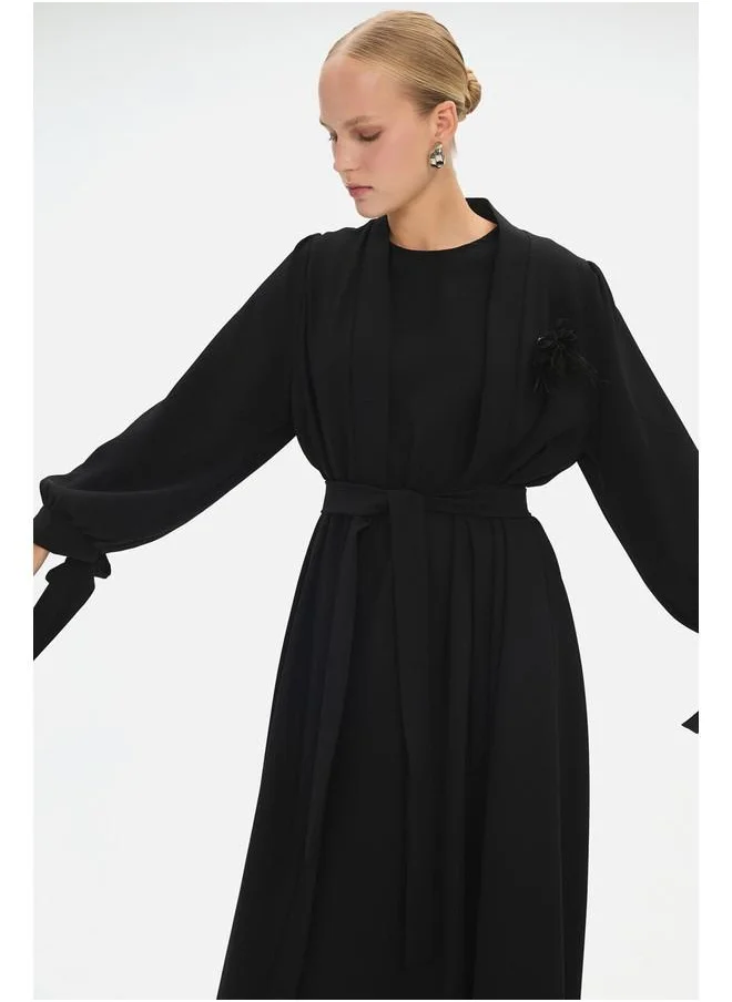 جون June Women Embroidered Detailed Abaya Black