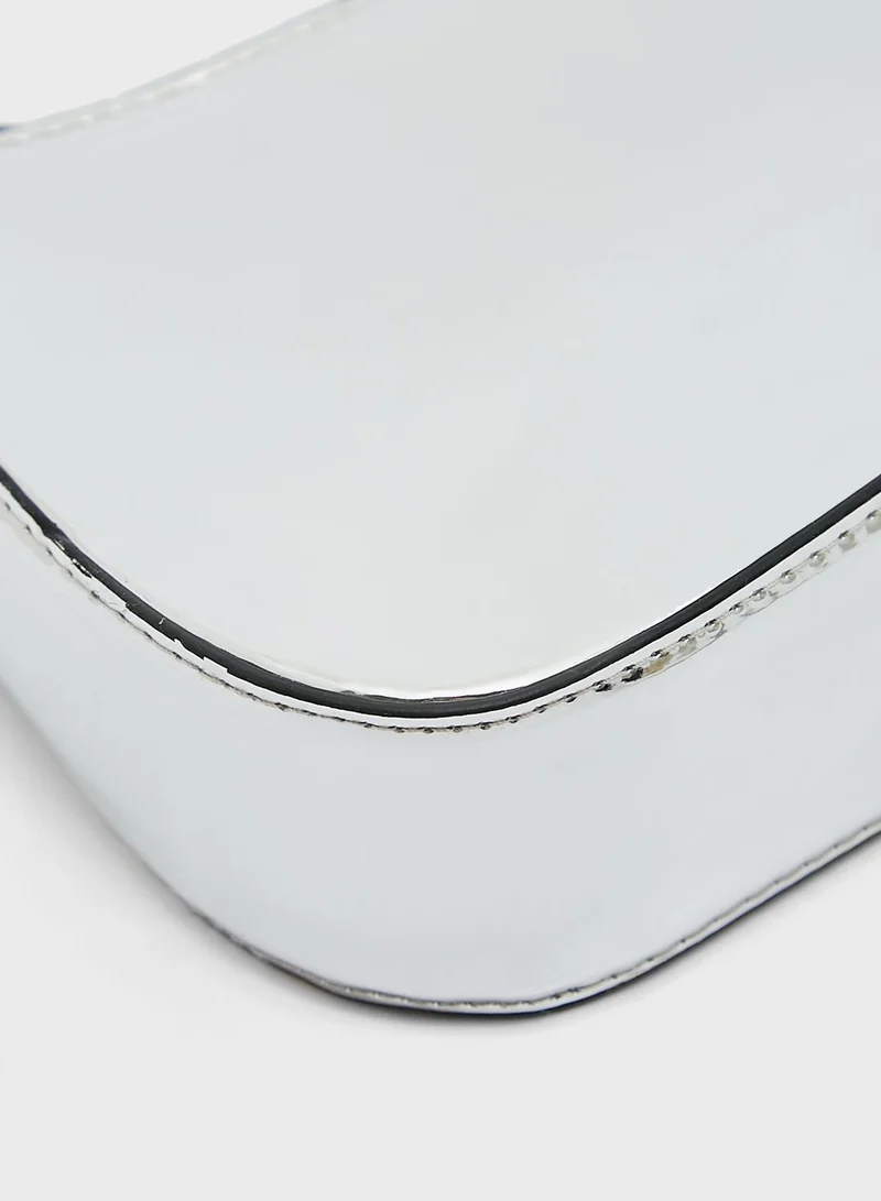 Ginger Shoulder Bag With Chain Detail