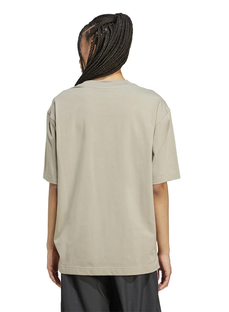 adidas Originals Essential Linear Oversized T-Shirt