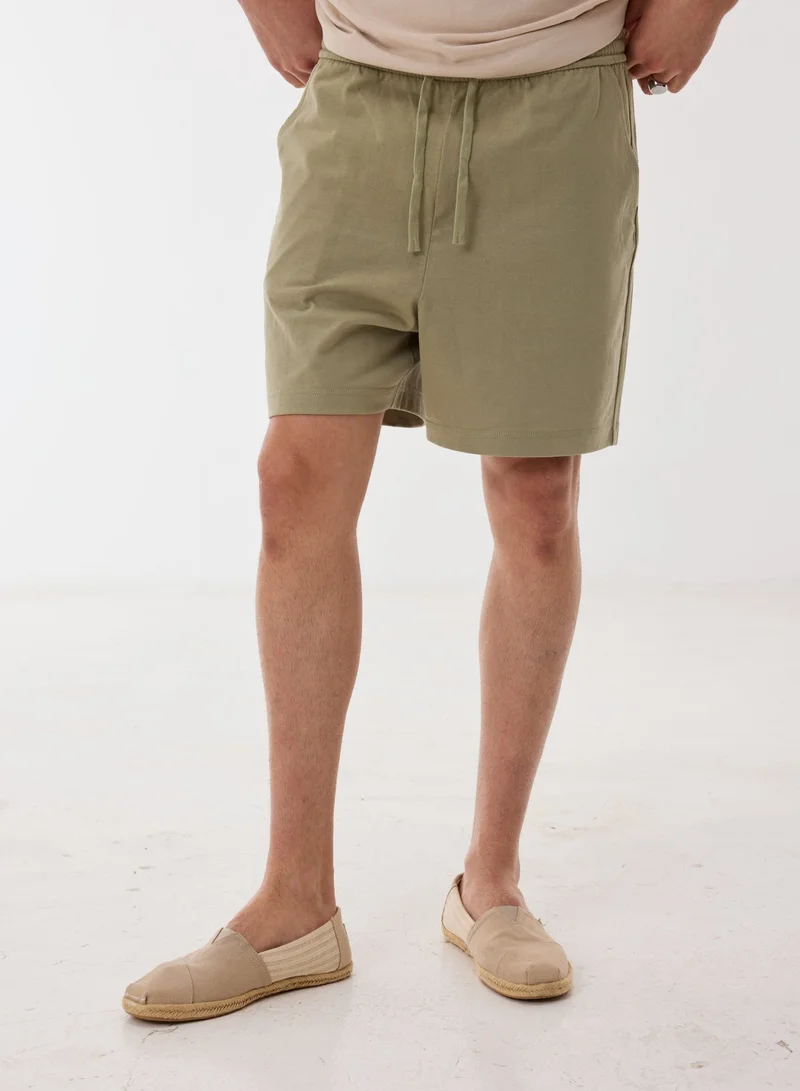 Ashita Fernandes  Alistor Men’s Green Cotton Blend Shorts – Relaxed Fit Knee Length Lightweight Casual & Evening Wear for Men | Best Price UAE