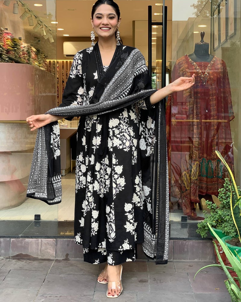 Toochki Kurti Set for Women | Anarkali Fit & Flared Kurtas for Women's | Cotton Kurtis for Woman | Kurta with Palazzo & Dupatta | Ethnic Salwar Suits Sets Black - Image 4