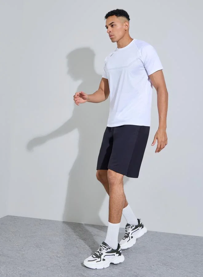 ستايلي اكتيف White Printed Short Sleeves Activewear T-Shirt