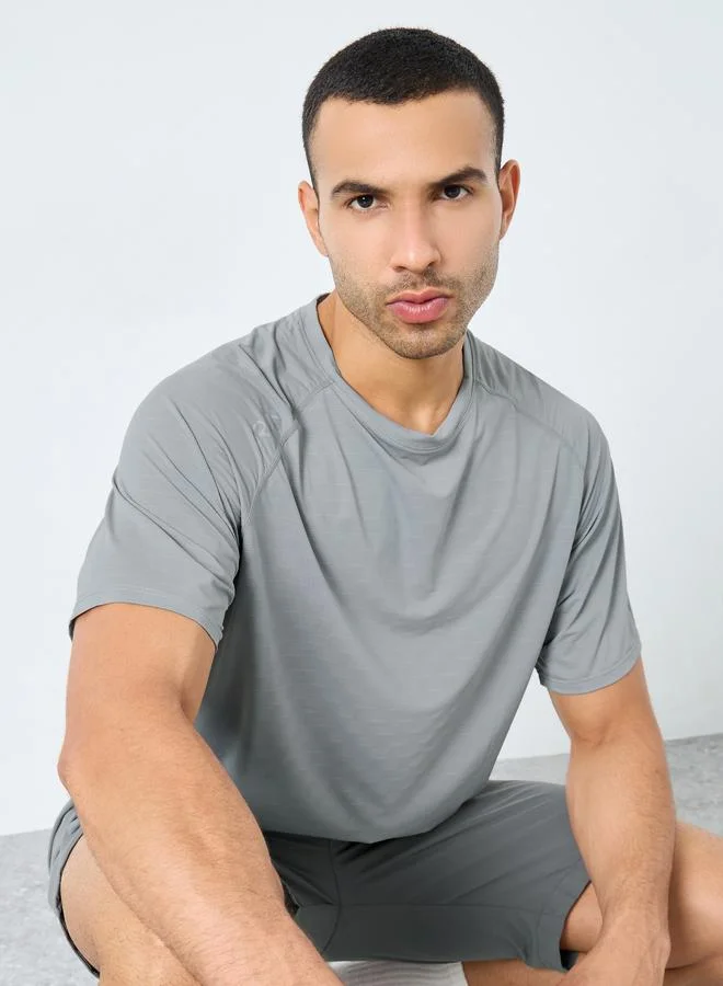 Styli Regular Fit Shoulder Print Detail Athleisure T-Shirt
