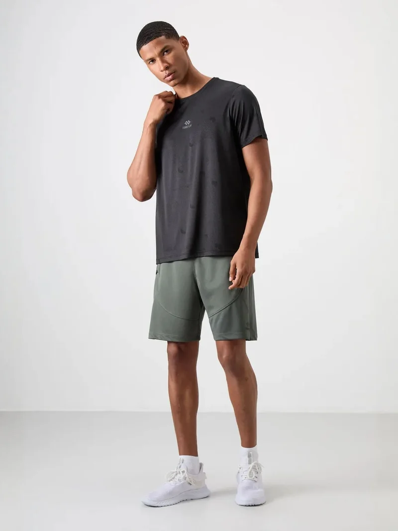 تومي لايف TOMMY Men's Solid Bird's Eye Crew Neck T-Shirt