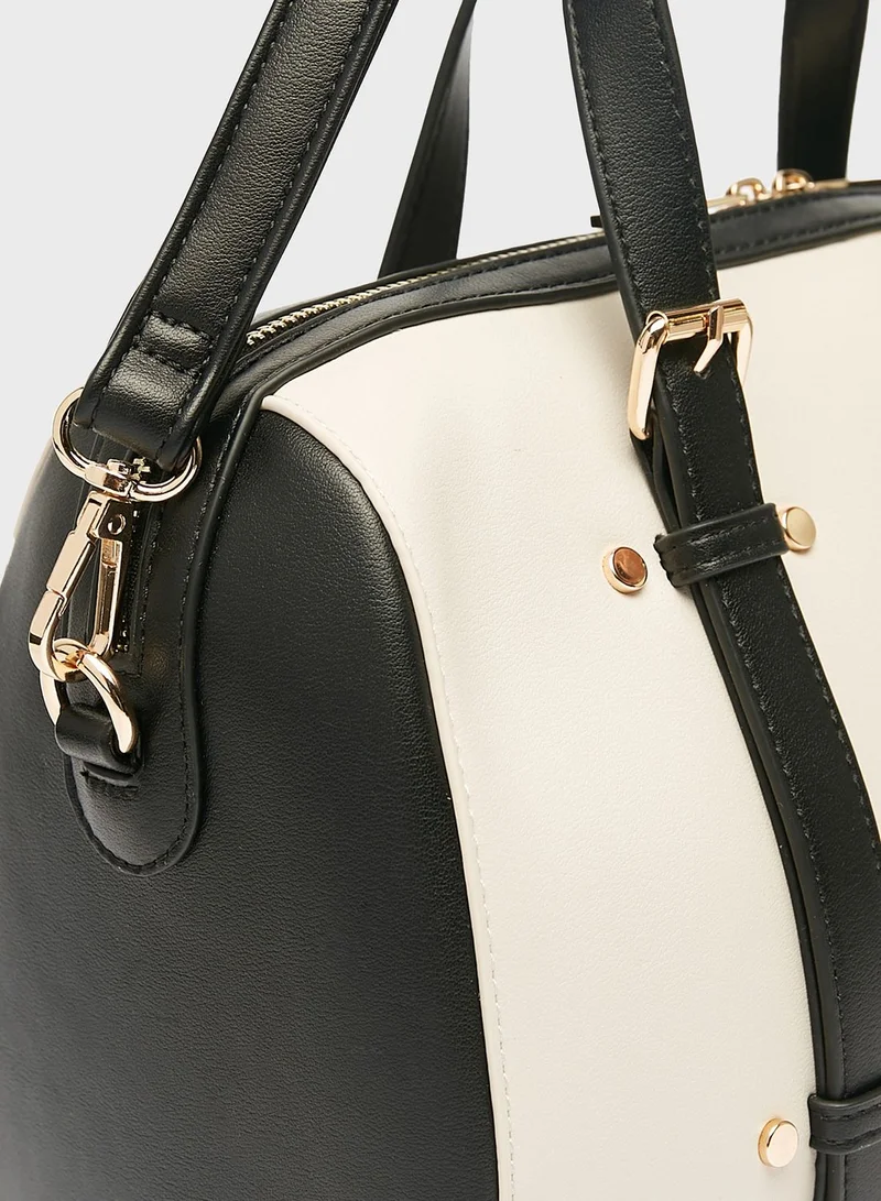 شو اكسبرس Chain Detailed Clutch