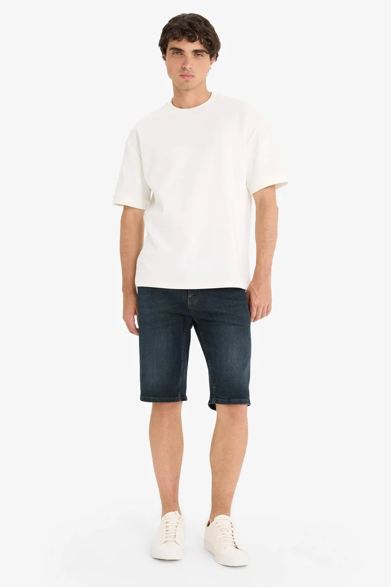 ديفاكتو Slim Fit Denim Bermuda Shorts